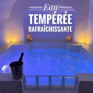  Appartement Loveroom La Cesarine Jacuzzi Prive